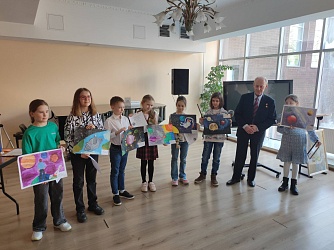 Выставка-конкурс "Открытый космос"